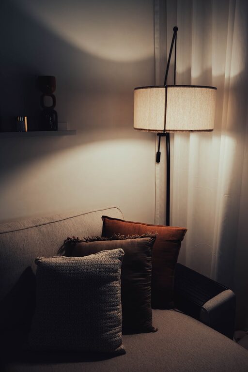 Tips for Creating a Welcoming and Cosy Home Environment on a Budget